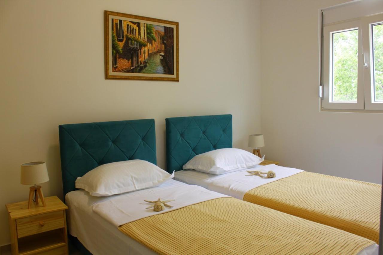 Blue Mediterranean Apartments Sveti Stefan Exterior photo