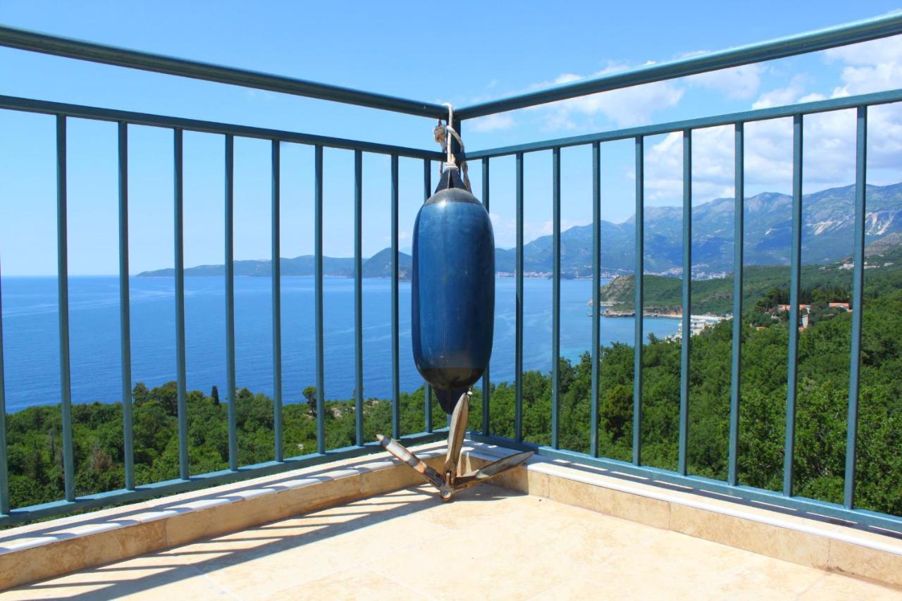Blue Mediterranean Apartments Sveti Stefan Exterior photo